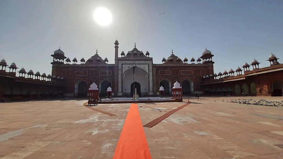 Best places to visit in Agra