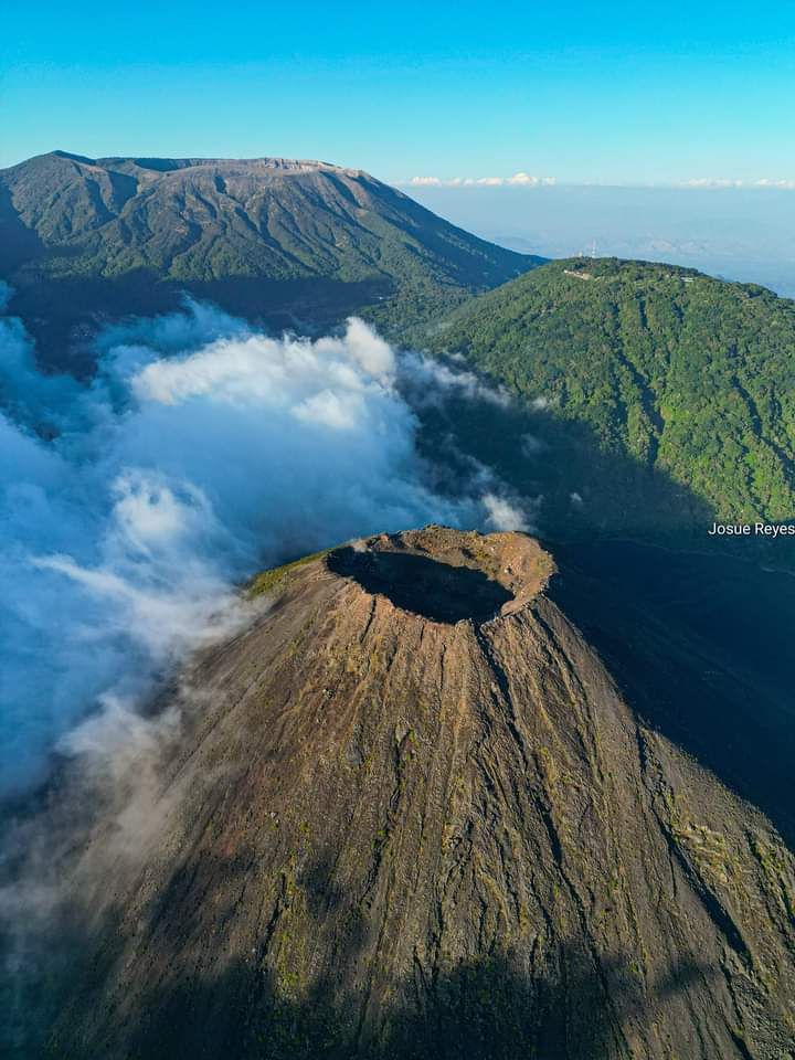 Top Volcanoes of the World